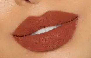 بهترین رنگ رژ لب برای پوست سبزه و گندمی رو می شناسی؟