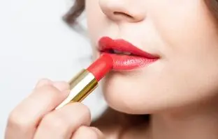 اگه سلامتیت برات مهمه این رژلب های جامد بدون سرب رو بخر!
