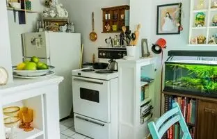 ۱۰ ترفند ساده برای دکور آشپزخانه اجاره‌ای