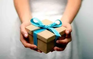 برای قرار اول بهتره چی هدیه بدیم؟!