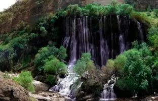 (ویدئو) نگاهی به زیبایی بزرگ‌ترین آبشار طبیعی خاورمیانه در ایران