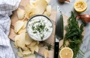 این 8 مدل ماست طعم‌دار و خوشمزه را مثل آب خوردن درست کن!