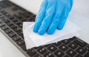عواقب غیرقابل انتظار تمیز نکردن صفحه کلید کامپیوتر