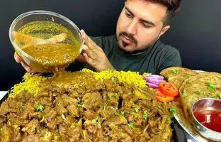 (ویدئو) خوردن تماشایی 3 کیلوگرم چلو گوشت توسط یک چهره مشهور پاکستانی