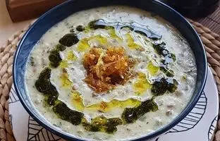 آش ماست و اسفناج رو نیم ساعته بپز و نوش جان کن!