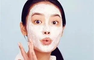 با این ماسک ژاپنی 10 سال جوونتر به نظر می‌رسی!