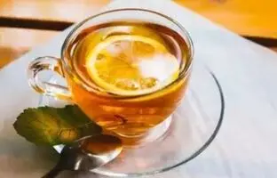 ۵ مزیت چای لیمو که شما را شگفت زده می‌کند