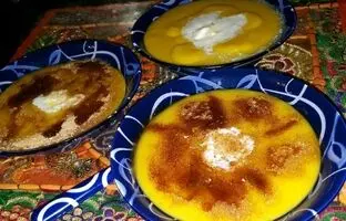 (ویدئو) غذاهای روستایی: پخت حلوا و خشیل برای صبحانه توسط سه بانوی گیلانی