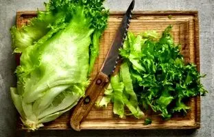 چگونه کاهو را در یخچال تازه نگه داریم؟