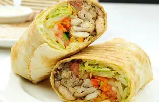 (ویدئو) این شاورمای مرغ عربی رو درست کن، بچه ها عاشقش میشن!