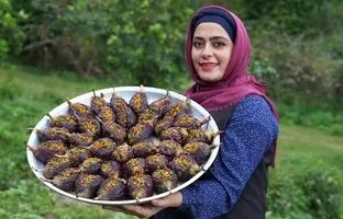 (ویدئو) طرز تهیه ترسی بادمجان شکم پر به سبک بانوی روستایی شمالی