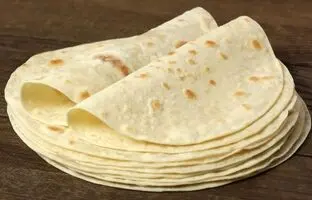(ویدئو) یک ترفند ساده برای پخت نان لواش همیشه نرم بدون نیاز به فر