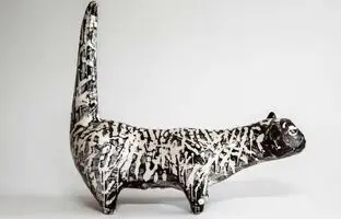 (عکس) گربه سرامیکی که همه را شگفت زده کرد!