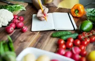 ترفندهای کاربردی آشپزی که احتمالا تا به حال نمی‌دانستید