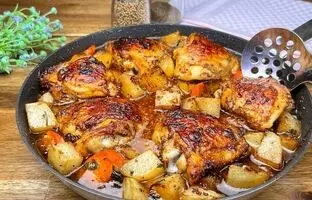 (ویدئو) طبخ یک غذای خوشمزه و جدید با سیب زمینی و مرغ توسط آشپز مشهور آلمانی