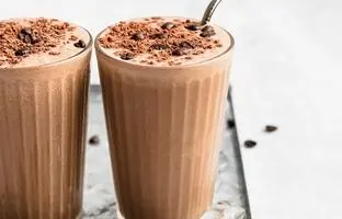 اسموتی قهوه، یه نوشیدنی متنوع، انرژی زا و ساده! حتما امتحانش کن!