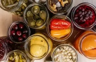 این 3 مدل ترشی پرطرفدار و آسون رو یاد بگیر!