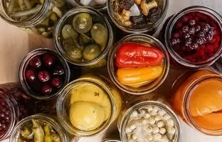 این 3 مدل ترشی پرطرفدار و آسون رو یاد بگیر!