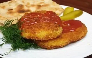 کتلت لاهیجان رو اگه بخوری دیگه هیچ کتلتی نمی‌خوری!