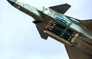 (تصویر) انتشار شلیک موشک از جنگنده پنهانکار J20 چین برای اولین بار