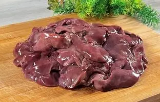 (ویدئو) پخت یک غذای خوشمزه با برنج و 600 گرم جگر مرغ به سبک آشپز آلمانی