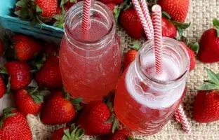 ۷ غذای هیجان انگیز و ناشناخته با توت فرنگی