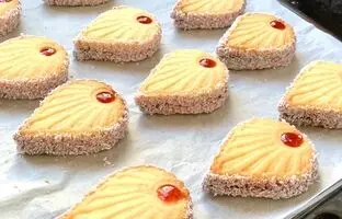 (ویدئو) این شیرینی مربایی رو واسه مهمونی شب یلدا درست کن، ساده و خوشمزه