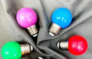 (ویدئو) یک روش ساده و استادانه برای استفاده از لامپ های رنگی LED قدیمی