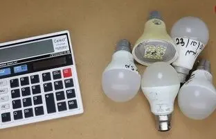 (ویدئو) با این ایده های خلاقانه از ماشین حساب ها و لامپ های قدیمی استفاده کنید