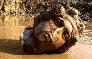 (تصاویر) کشف سر الهه آفرودیت و دیونیسوس در ترکیه