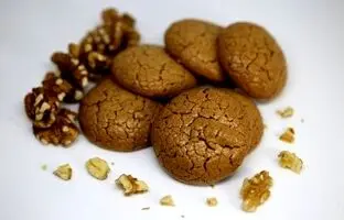 طرز تهیه شیرینی پفکی گردویی مجلسی + تمام فوت و فن ها
