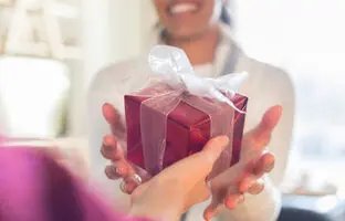 این هدیه‌ها برای یادگاری خیلی مناسبن!