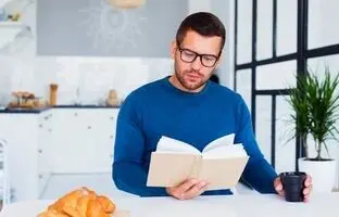 6 کتابی که لازم است هر مردی آنها را بخواند!
