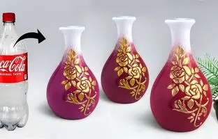 (ویدئو) این گلدون زیبا رو خیلی ساده و با کمک یه بطری پلاستیکی نوشابه درست کن