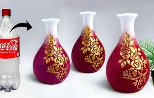 (ویدئو) این گلدون زیبا رو خیلی ساده و با کمک یه بطری پلاستیکی نوشابه درست کن