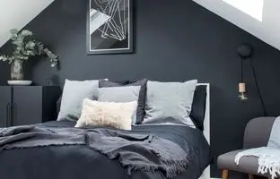 چگونه ملحفه و روتختی را بدون شستشو تمیز کنیم؟