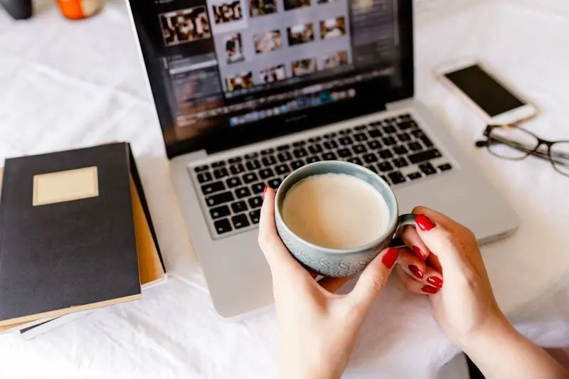 ارزان ترین لپ تاپ Core i3 بازار چند؟