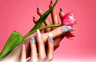 (ویدئو) 30 ایده درخشان و کاربردی برای کاشت ناخن، لاک زدن و مراقبت از ناخن ها