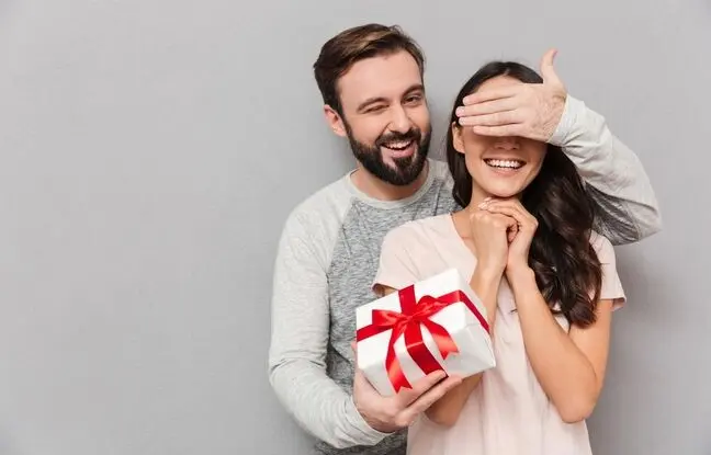 آقای عزیز! تا دیر نشده برای روز زن این هدیه‌ها رو بخر!