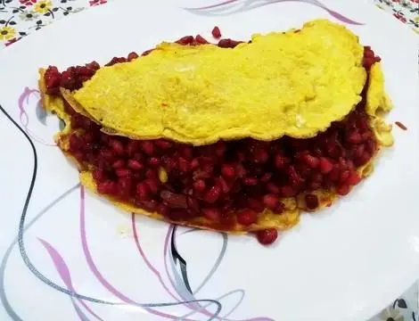 طرز تهیه املت انار را به روش سنتی گیلانی