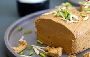 شیرینی‌های اسرارآمیز تهرانی‌ها برای شب یلدا؛ از لرزونک تا ماما جیم‌جیم