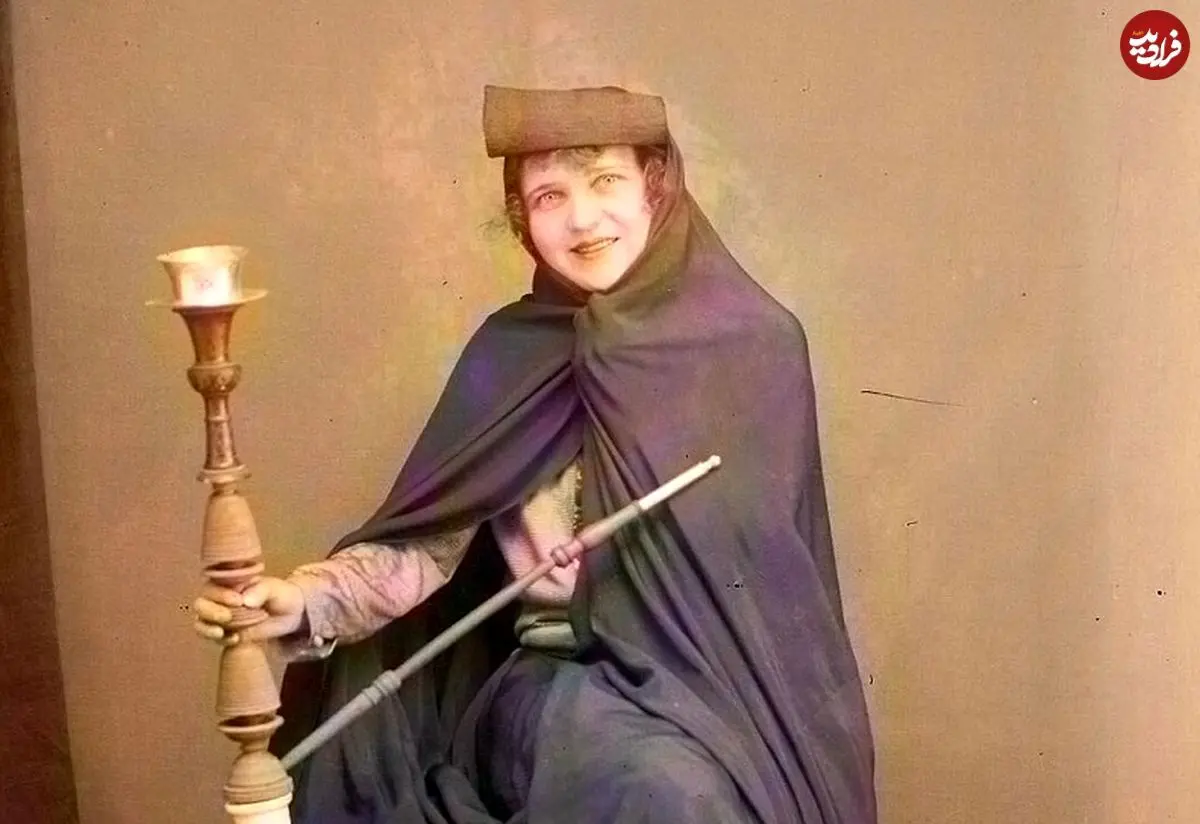 (تصاویر) سفر به عصر قاجار؛ قلیان‌فروش‌ها، قلیان‌کش‌ها و بدنسازها!