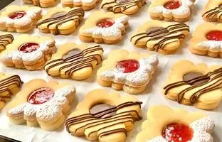 (ویدئو) به همین سادگی توی خونه شیرینی مربایی درست کن