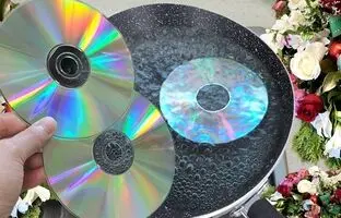 (ویدئو) با سی دی های دور ریختنی این آویز زیبا رو بساز