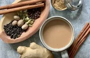 چای ماسالای اصیل هندی اینجوری درست می‌شه! خوشمزه و پرفایده!