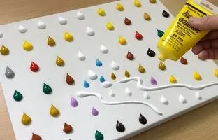 (ویدئو) آموزش نقاشی: با چند نقطه رنگی ساده می تونی یه جنگل رویایی بکشی