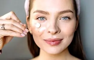 با این کرم های دور چشم کُره ای با چروک اطراف چشم خداحافظی کن!