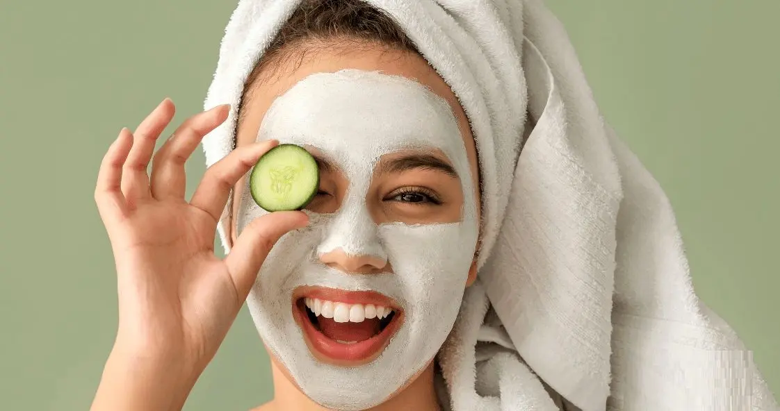 با این 5 ماسک خیار با کمترین هزینه خوشگل شو!