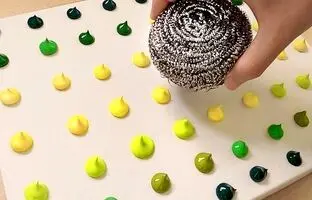 (ویدئو) آموزش نقاشی: با رنگ سبز و زرد این نقاشی رویایی رو بکش