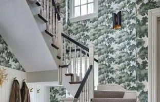 خلاقانه ترین ایده های تزئین دیوار راه پله